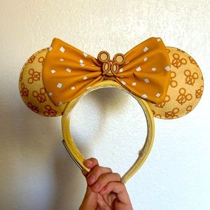 Authentic Disney Loungefly Mickey Pretzel Ears
